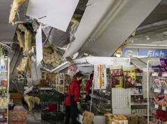 ਜਾਪਾਨ 'ਚ ਭੂਚਾਲ ਨਾਲ 4 ਮੌਤਾਂ, ਬੁਲੇਟ ਟ੍ਰੇਨ ਪਟੜੀ ਤੋਂ ਉੱਤਰੀ, 2 ਲੱਖ ਘਰਾਂ ਦੀ ਬੱਤੀ ਗੁੱਲ, ਵੇਖੋ ਤਸਵੀਰਾਂ