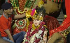 જામનગરમાં સૌરાષ્ટ્રની સૌથી મોટી હોલીકાનું દહન કરાયું, જુઓ આ અનોખું હોલીકા દહન