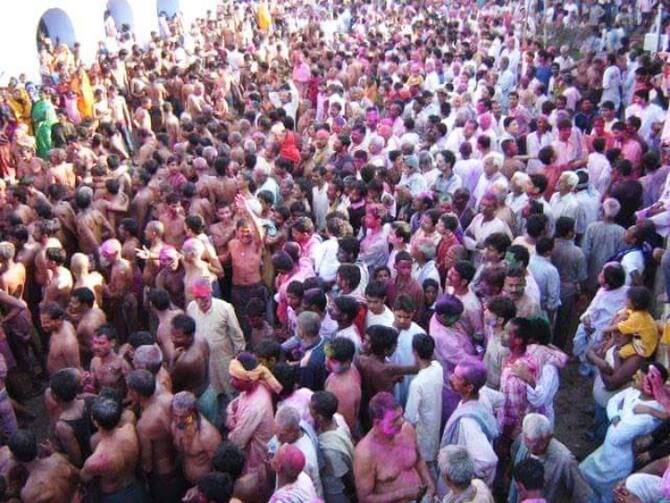Holi 2022: Place In Bihar Saharsa Where Ghoomar Holi Will Be Celebrated,  Tradition From The Time Of Lord Krishna Ann | Holi 2022: बिहार की एक ऐसी  जगह जहां आज मनाई जाएगी '