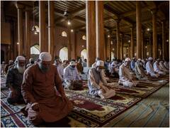 लखनऊ में होली के चलते मस्जिदों ने बदला जुमे की नमाज का समय, इस्लामिक सेंटर ऑफ इंडिया ने की ये अपील