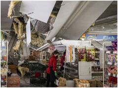 जापान में भूकंप से चार की मौत, पटरी से उतरी बुलेट ट्रेन, 20 लाख घरों में छाया अंधेरा, देखें तस्वीरें