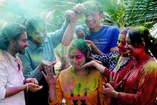 Happy Choti Holi Wishes 2022: Share Messages, Greetings & WhatsApp Status With Your Loved Ones