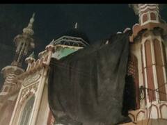 Aligarh News: अलीगढ़ में होली की वजह से नजरबंद हुई मस्जिद, रात में पूरी तरह पर्दों से ढकवाया गया