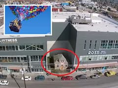 House In Mall: మాల్ మధ్యలో ఇల్లు - కోట్లు ఇస్తామన్నా కదలని బామ్మ, ఆ ఒక్క మాటతో ఏడిపించేసింది!