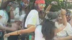 કોરોના સંક્રમણ ઓછું થતા સુરતમાં જામ્યો હોળીનો રંગ, જુઓ ગુજરાતી ન્યુઝ