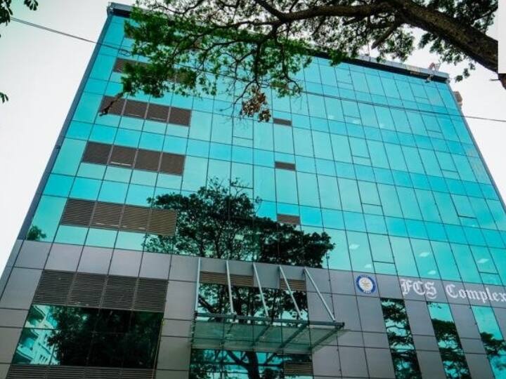 देश में निर्माण उद्योग के लिए हाइब्रिड तकनीक का उपयोग करते हुए यह एक मील का पत्थर माना जा रहा है. इस तकनीक के साथ सात मंजिलों की एक स्थायी इमारत को पूरा करने के लिए एक अनूठा रिकॉर्ड स्थापित किया गया है और वह भी रेडी-टू-मूव कंडीशन में किया गया यह काम काबिले-तारीफ है.