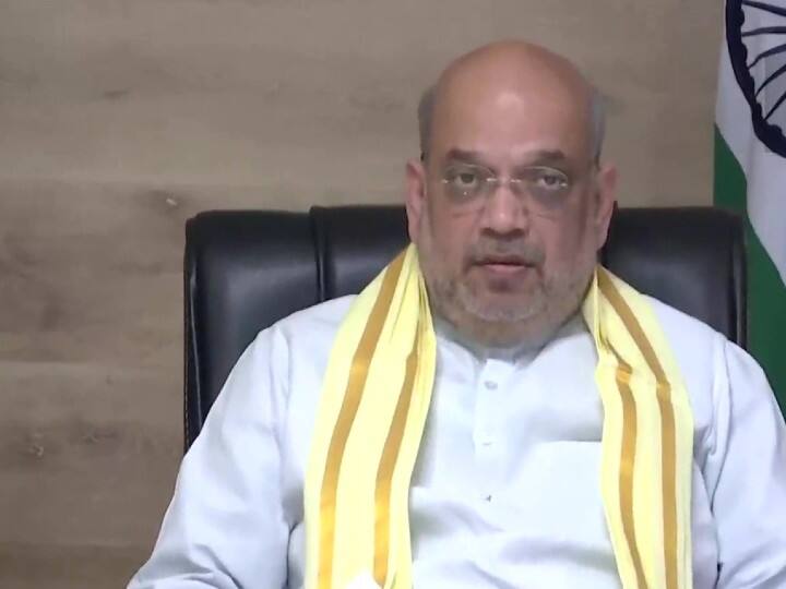 Amit Shah Arrives In Jammu For Two-Day Visit, To Participate In CRPF Raising Day Tomorrow Amit Shah Arrives In Jammu For 2-Day Visit, Chairs Security Review Meeting With Officials