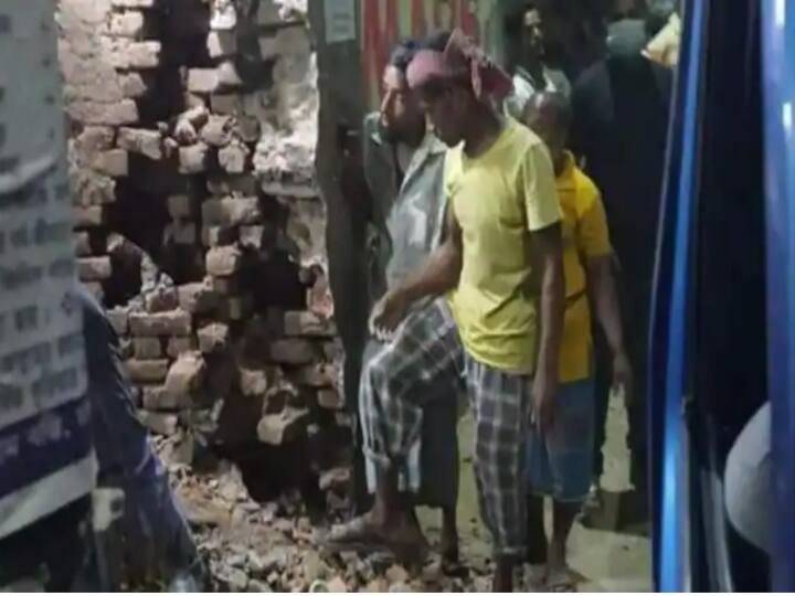 dhaka iskcon temple incident High Commission of India is in touch with Bangladeshi authorities Three members were injured ढाका के इस्कॉन मंदिर पर हमले का मामला: हिंसा में 150 से 200 लोग थे शामिल, ISKCON के तीन सदस्य घायल