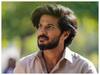 Dulquer Salmaan's Salute Review - 'సెల్యూట్' రివ్యూ: హైదరాబాద్‌లో సముద్రం ఎక్కడుంది బాస్?