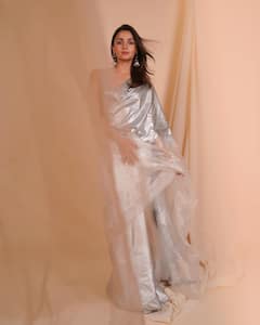 करण जोहरच्या पार्टीत आलियाचा भन्नाट लूक; फ्लोरल ड्रेसची बी-टाउनमध्ये चर्चा!