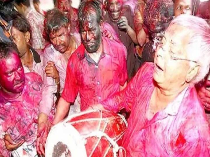 Holi 2022: इस बार भी पटना में राबड़ी आवास पर नहीं मनेगी होली, RJD सुप्रीमो लालू यादव कभी करते थे 'कुर्ता फाड़' डांस Holi 2022: Holi will not be celebrated at Lalu Yadav Residence in Patna know about RJD Supremo Kurta Phad Holi and Dance ann Holi 2022: इस बार भी पटना में राबड़ी आवास पर नहीं मनेगी होली, RJD सुप्रीमो लालू यादव कभी करते थे 'कुर्ता फाड़' डांस