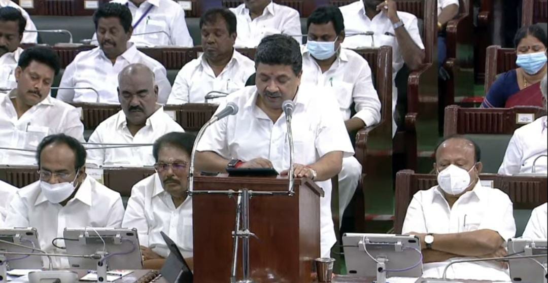 TN Budget 2022: அரசுப் பள்ளி மாணவர்களின் உயர் கல்விக்கு ஆகும் முழுச் செலவையும் அரசே ஏற்கும்: பட்ஜெட்டில் அறிவிப்பு