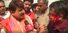 Holi 2022: Manoj Tiwari thanked 'Doctor Narendra Modi' for COVID restrictions-free Holi | ABP News