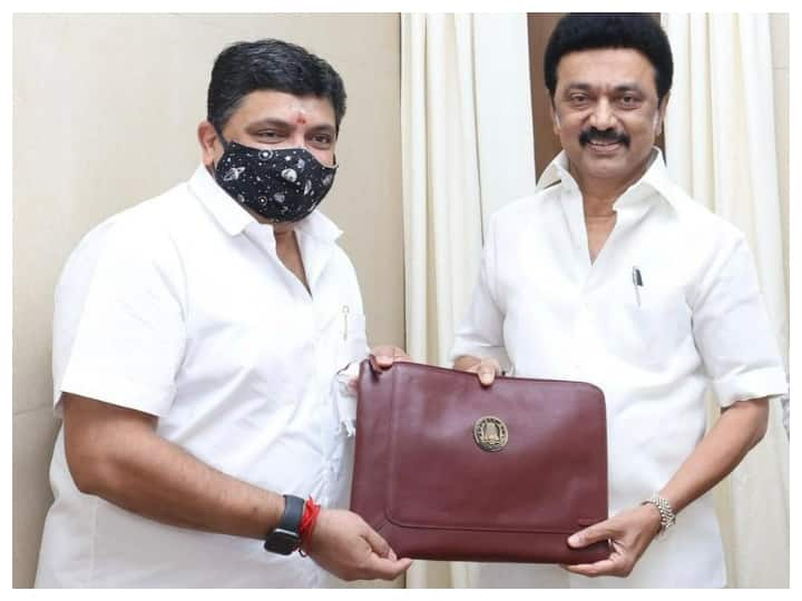 Tamil Nadu Budget 2022: AIADMK Protests Against DMK-led Govt, MLAs Stage Walkout Tamil Nadu Budget 2022: AIADMK Protests Against DMK-led Govt, MLAs Stage Walkout