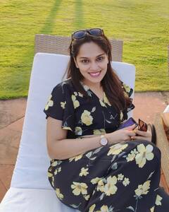 शाहरुख खान की 'बादशाह' की नन्ही सोनू अब हो गई हैं बड़ी, लेटेस्ट फोटो देख पहचानना होगा मुश्किल !