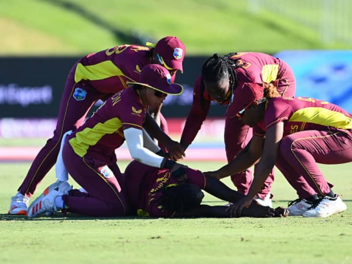 women's world cup 2022 westindies bowler shamilia connell collapses on ground महिला विश्वकप 2022: बांग्लादेश के खिलाफ मैच के दौरान हादसा! अचानक मैदान पर गिरी वेस्टइंडीज की खिलाड़ी