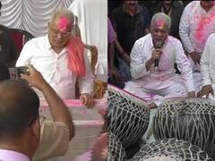 Holi 2022: होली की मस्ती में डूबे छतीसगढ़ के सीएम भूपेश बघेल, ढोल-नगाड़ों के साथ मनाया जश्न, देखें फोटोज