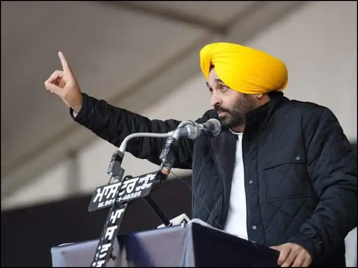 ਭਗਵੰਤ ਮਾਨ ਦੀ ਕੈਬਨਿਟ ਕੱਲ੍ਹ ਚੁੱਕੇਗੀ ਸਹੁੰ, ਪਹਿਲੀ ਲਿਸਟ 'ਚ ਇਨ੍ਹਾਂ 10 ਨਾਵਾਂ ਦੀ ਚਰਚਾ ਭਗਵੰਤ ਮਾਨ ਦੀ ਕੈਬਨਿਟ ਕੱਲ੍ਹ ਚੁੱਕੇਗੀ ਸਹੁੰ, ਪਹਿਲੀ ਲਿਸਟ 'ਚ ਇਨ੍ਹਾਂ 10 ਨਾਵਾਂ ਦੀ ਚਰਚਾ