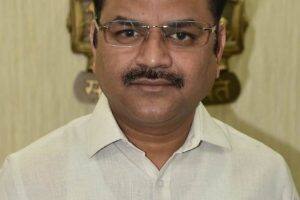 Vizianagaram Joint Collector Surrender? | బొత్సకు పాదాభివందనం చేసినందుకు కాదు..! | ABP Desam