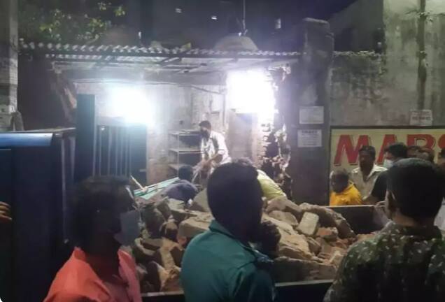 Bangladesh ISKCON Radhakanta temple in Dhaka vandalised yesterday ISKCON Temple Attack : बांगलादेशमधील इस्कॉन मंदिरावर हल्ला, जमावाकडून तोडफोड आणि लूटमार, अनेक जण जखमी