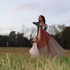 अमेरिकन मॉडेल आणि लोकप्रिय सोशल मीडिया सेलिब्रिटी बेला हदीद प्लास्टिक सर्जरीमुळे चर्चेत; पाहा फोटो!