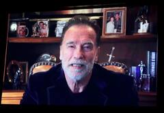 Video Arnold Schwarzenegger : இந்த அறிவில்லாத போருக்காக.. ரஷ்ய வீரர்களிடம் உருகி, பொட்டில் அடித்துப்பேசிய அர்னால்ட்.. (வீடியோ)