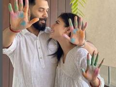 मौनी रॉयच्या फोटोवर चाहत्यांकडून कमेंट्सचा वर्षाव