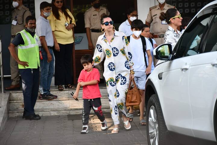 वहीं तैमूर इस दौरान मौसी करिश्मा के साथ स्पॉट हुए. करीना ने इस बार वेकेशन सैफ अली खान नहीं बल्कि बहन करिश्मा के साथ प्लान किया था.