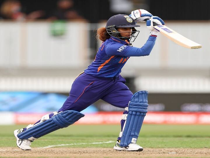 IND vs AUS: Mithali Raj equals sensational world record with valiant half-century against Australia IND vs AUS : இந்திய கேப்டன் மித்தாலிராஜ் புதிய உலக சாதனை.. இந்தியா அபார பேட்டிங்.. கொண்டாடும் ரசிகர்கள்..