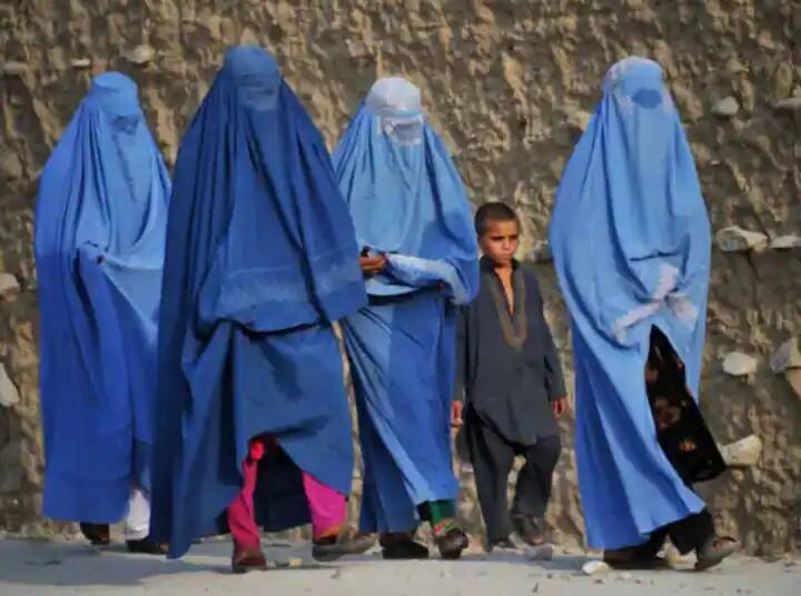afghanistan taliban goverment Taliban to open high schools for girls next week with conditions Taliban : अफगाणिस्तानमध्ये मुलींना शिक्षण मिळणार? तालिबानने घेतला 'हा' महत्त्वाचा निर्णय