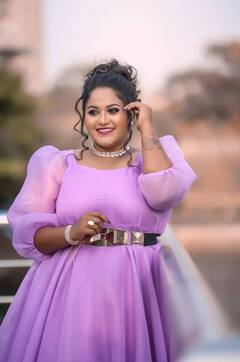 In Pics : 'कबीर सिंह' सिनेमातील मोलकरीण खऱ्या आयुष्यात खूपच ग्लॅमरस