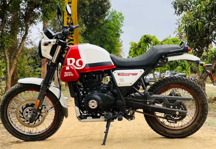 Royal Enfield Scram 411 launched in India details and specifications இந்தியாவில் புதிதாக வெளியிடப்பட்டுள்ள ராயல் என்ஃபீல்ட் ஸ்க்ரேம் 411... விலை எவ்வளவு தெரியுமா?