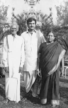 Mohan Babu: హ్యాపీ బర్త్ డే కలెక్షన్ కింగ్ మోహన్ బాబు, ‘సన్ ఆఫ్ టాలీవుడ్’ అరుదైన చిత్రాలు