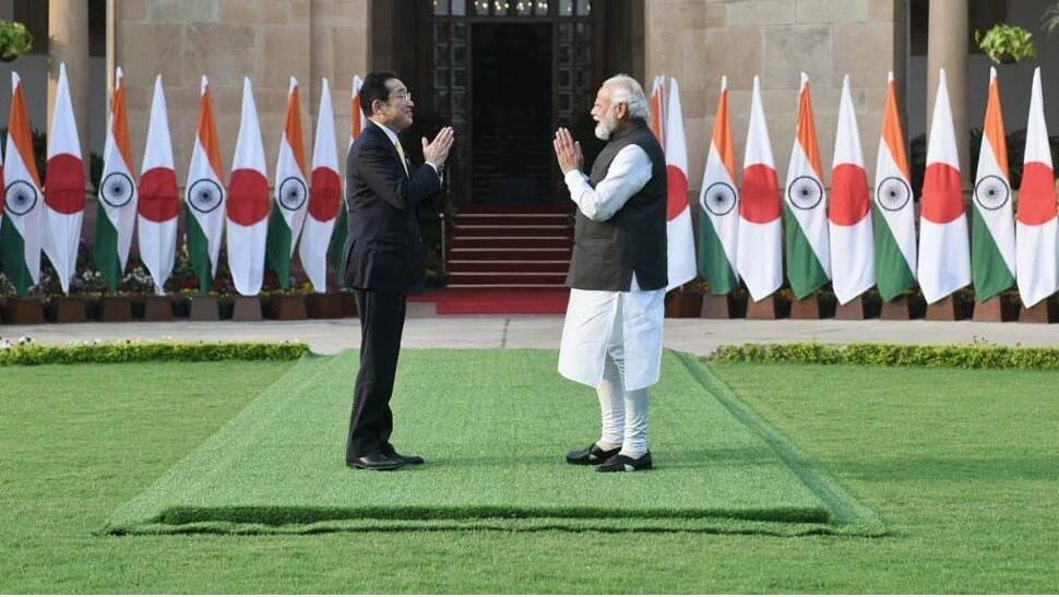 Japan's PM fumio kishida reaches Delhi, Meeting with PM narendra Modi રશિયા-યુક્રેન વચ્ચેના યુદ્ધ વચ્ચે જાપાનના પ્રધાનમંત્રી પહોંચ્યા દિલ્હી, PM મોદી સાથે કરી મુલાકાત