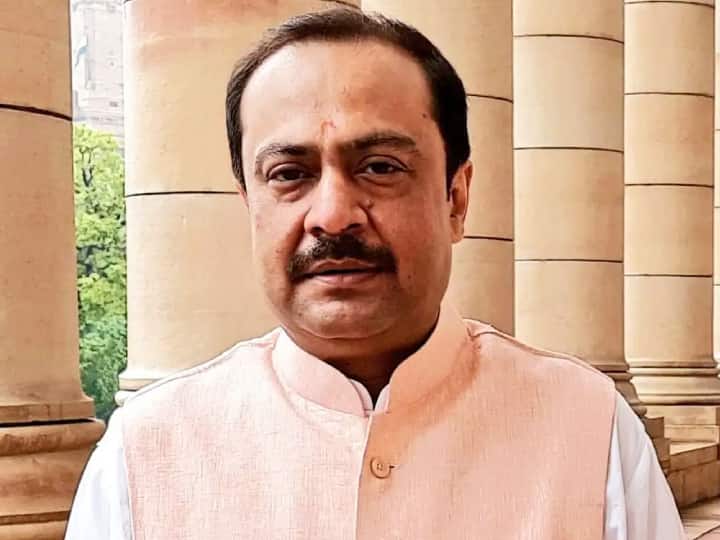 Bihar News: 'सेनारी नरसंहार' में मारे गए लोगों को MP विवेक ठाकुर ने बताया 'शहीद', ट्वीट कर कही बड़ी बात Bihar News: MP Vivek Thakur called the people killed in Senari massacre a martyr, said big thing on twitter ann Bihar News: 'सेनारी नरसंहार' में मारे गए लोगों को MP विवेक ठाकुर ने बताया 'शहीद', ट्वीट कर कही बड़ी बात