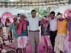 Bastar Holi: बस्तर संभाग के नेताओं और बड़े अधिकारियों ने खेली होली, पारंपरिक डांस पर थिरके कलेक्टर