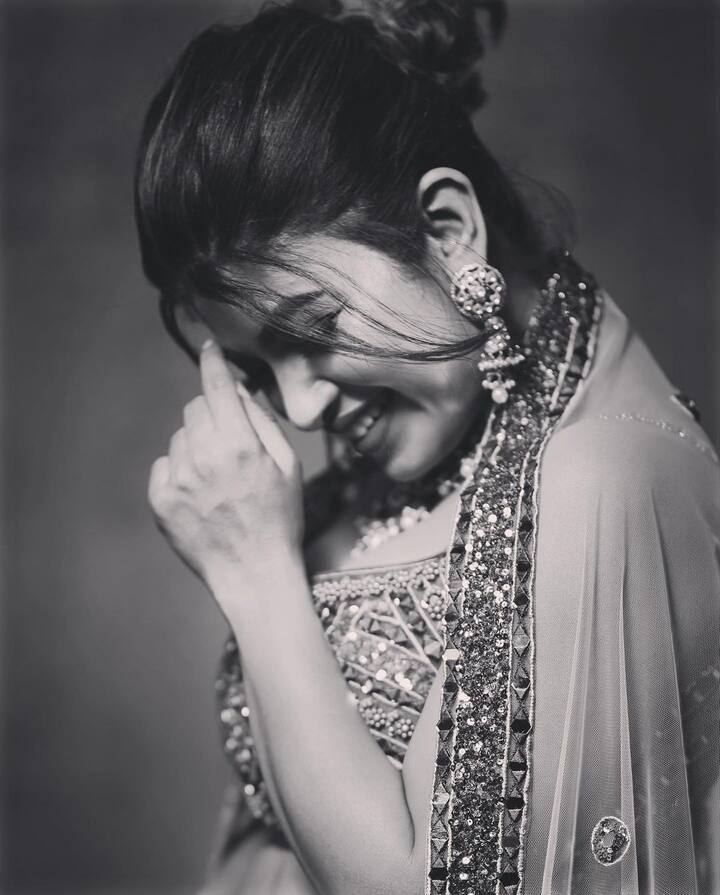 उत्तम अभिनय आणि बोलण्यातील ठसकेबाजपणामुळे धनश्री विशेष लोकप्रिय झाली. (photo:/kadgaonkar_dhanashri/ig)