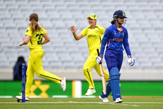 IND W vs AUS W World Cup : भारतीय महिला संघाचे ऑस्ट्रेलियासमोर 278 धांवाचे लक्ष्य, तिघींची अर्धशतकी खेळी