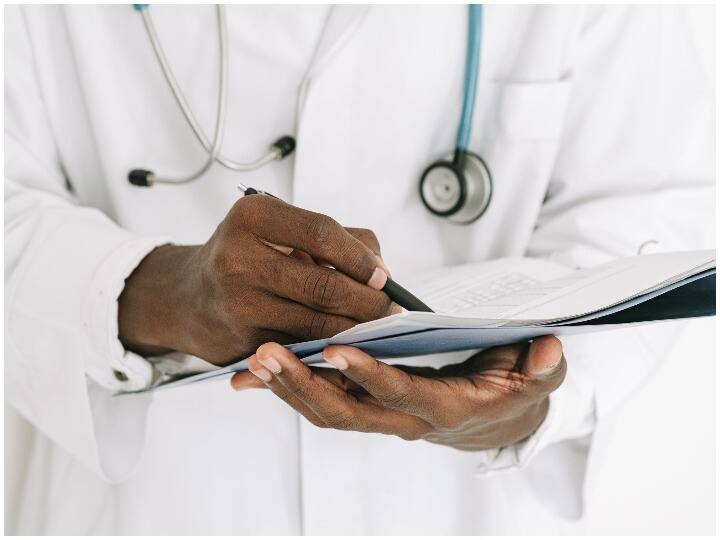 ऑल इंडिया इंस्टीट्यूट ऑफ मेडिकल साइंसेस, गोरखपुर में फैकल्टी के पदों पर भर्ती चल रही है. अगर योग्य और इच्छुक होने के बावजूद आप किसी कारण से अब तक अप्लाई न कर पाएं हो तो अब कर दें क्योंकि इन पदों पर आवेदन करने के कुछ ही दिन बचे हैं.