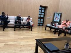 The Kashmir Files: सीएम योगी और राज्यपाल आनंदीबेन पटेल से मिली फिल्म की टीम, इन मुद्दों पर हुई बात