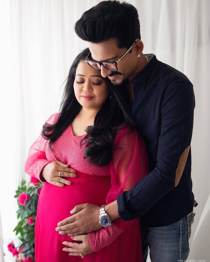 ভিডিওতে ভারতী সিংহকে প্রেগনেন্সি কিটের মাধ্যমে টেস্ট করতে দেখা যায়। দেখা যায় তিনি, ক্যামেরার সামনে বসে রয়েছেন। আর পাশে রয়েছে প্রেগনেন্সি কিট। হঠাৎই তিনি প্রেগনেন্সি কিটের দিকে তাকান এবং দেখেন রিপোর্ট পজেটিভ, তিনি আনন্দে আত্মহারা হয়ে যান। এই মুহূর্তটাই ক্যামেরাবন্দি করতে চেয়েছিলেন ভারতী।