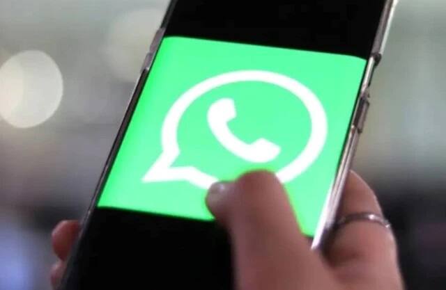 WhatsApp Features How to Read WhatsApp Message Without opening this App know this trick WhatsApp Tricks: बिना व्हाट्सऐप खोले भी पढ़ सकते हैं कॉन्टैक्ट के आए मैसेज, बस फॉलो करें ये आसान तरीका