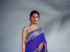 Prajkta Mali : छबीदार छबी, मी तोऱ्यात उभी... प्राजक्ता माळीची नखरेल अदा