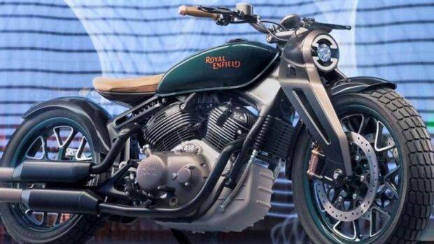 Royal Enfield ShotGun 650 (SG 650) इस साल के आखिर में या अगले साल की शुरुआत में रॉयल एनफील्ड शॉटगन 650 को लॉन्च किया जा सकता है. एसजी 650 को पहली बार ईआईसीएमए 2021 में बॉबर कॉन्सेप्ट के रूप में प्रदर्शित किया गया था. अब इसके टेस्ट म्यूल का भारत में टेस्ट किया जा रहा है. यह आक्रामक एर्गोनॉमिक्स के साथ एक बॉबर-स्टाइल क्रूजर मोटरसाइकिल होने की संभावना है. Royal Enfield ShotGun 650 अपने पावरट्रेन को Super Meteor 650 के साथ शेयर करेगी और यह भारत में बिक्री पर सबसे महंगी RE हो सकती है.