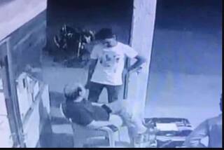 ਪਿਤਾ ਦੀ ਲਾਈਵ ਕੁੱਟਮਾਰ ਦੇਖ ਅਮਰੀਕਾ ਬੈਠੇ ਪੁੱਤ ਦਾ ਘੁੰਮਿਆ ਦਿਮਾਗ, ਗੂਗਲ 'ਤੇ ਹੀ ਕਰਵਾਇਆ ਪੁਲਿਸ ਐਕਸ਼ਨ