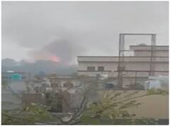 पाकिस्तान के सियालकोट सैन्य अड्डे पर जबरदस्त धमाका, मिलिट्री बेस पर स्टोर किया जाता था गोला-बारूद