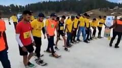 Holi 2022 : होली के रंग में रंगे पुलिस अधिकारी, पुलिस कमिश्नर और DM ने खेली होली | Tabadtod Khabrein