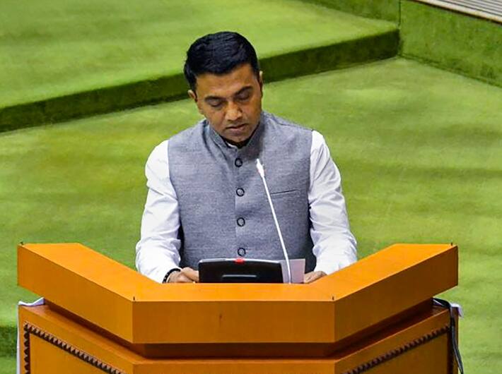 Goa CM Pramod Sawant Take Oath as Chief Minister on 28 March PM Modi To Attend Goa CM Oath Ceremony: यूपी के बाद होगा गोवा में सीएम पद के लिए प्रमोद सावंत का शपथ ग्रहण, कैबिनेट में इन चेहरों को मिल सकती है जगह