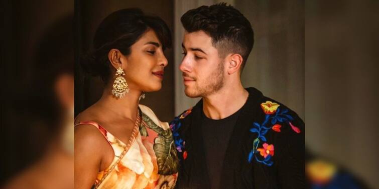 Priyanka Chopra And Nick Jonas' LA Holi Celebration Is All About Fun And Lots Of Love Holi 2022: বিদেশের মাটিতে 'দেশি' হোলি, আবির মাখলেন নিক-প্রিয়ঙ্কা