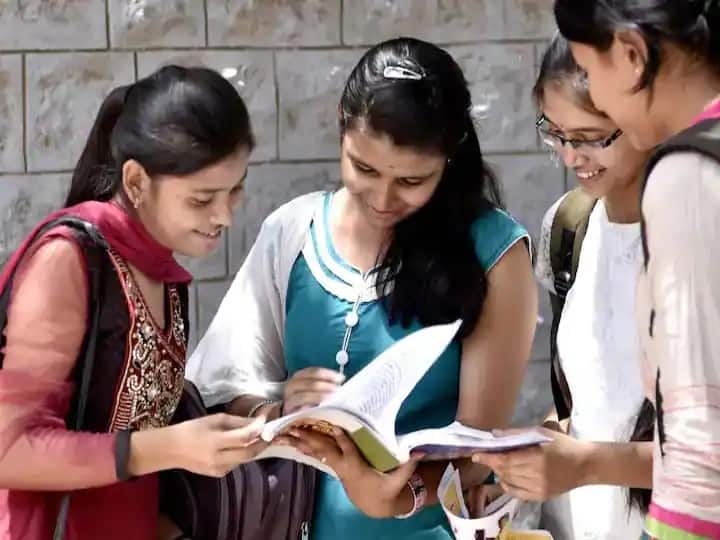 This University has increased the fees by 10% in Gujarat ગુજરાતની આ યુનિવર્સિટીએ ફીમાં કર્યો 10 ટકાનો વધારો